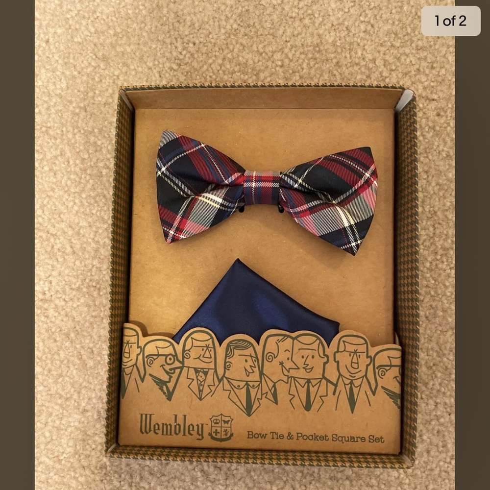 Wembly Bow Tie in Festive Multicolor Plaid & Blue Pocket Square
